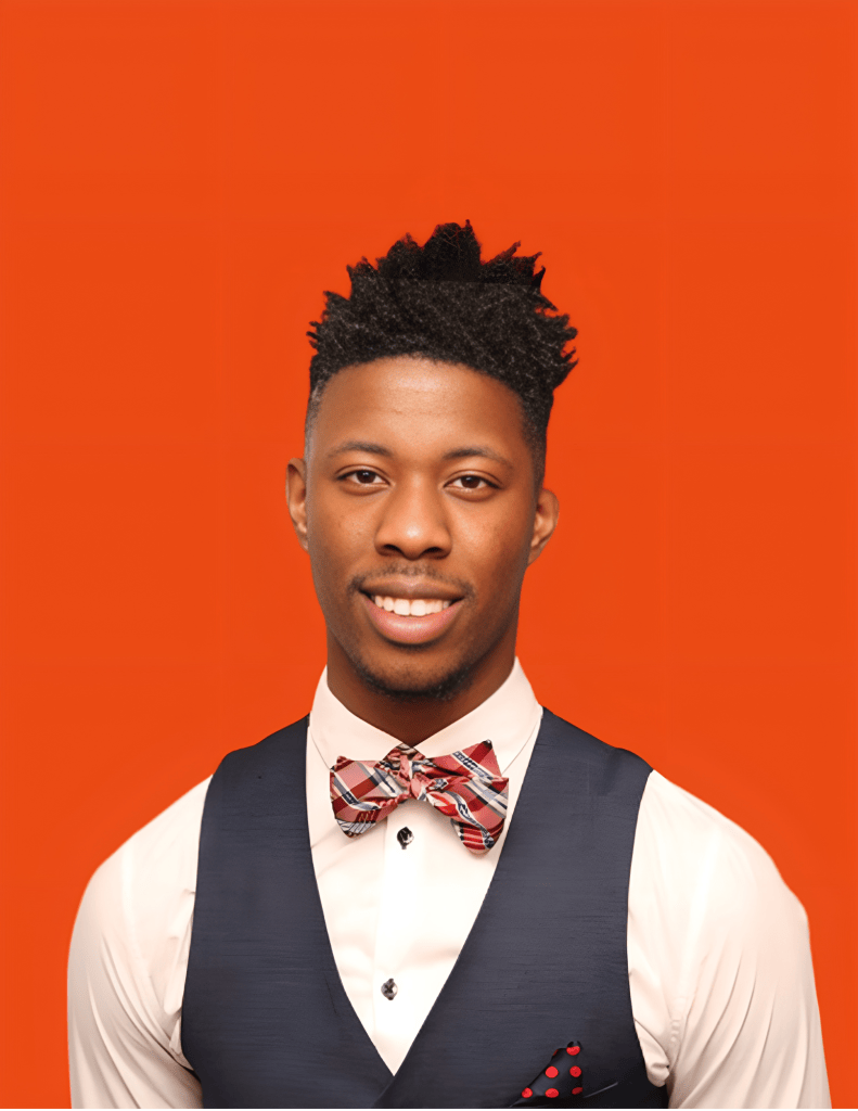 Headshot of Kevin